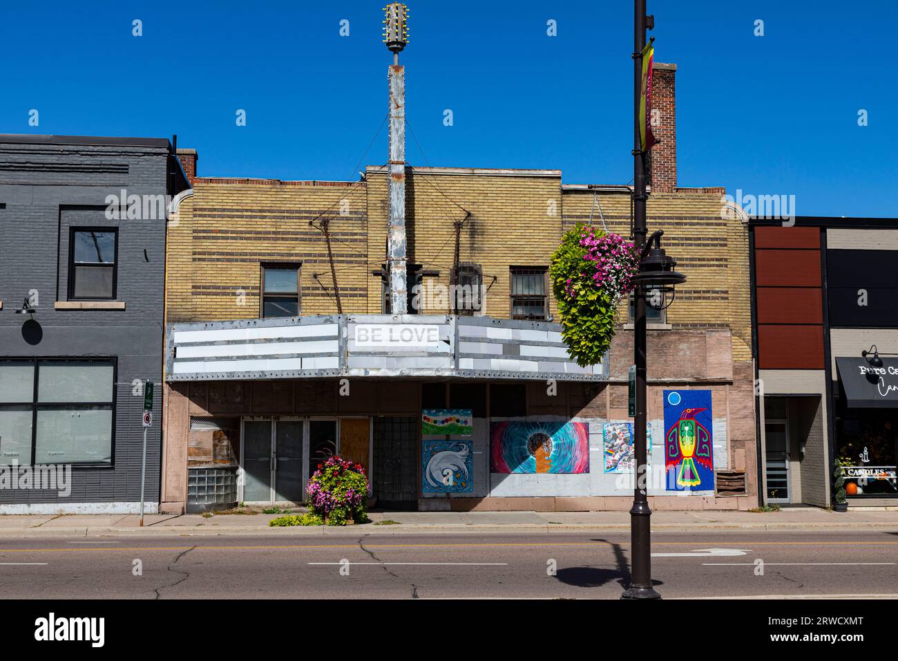 Old movie theater hires stock photography and images Alamy