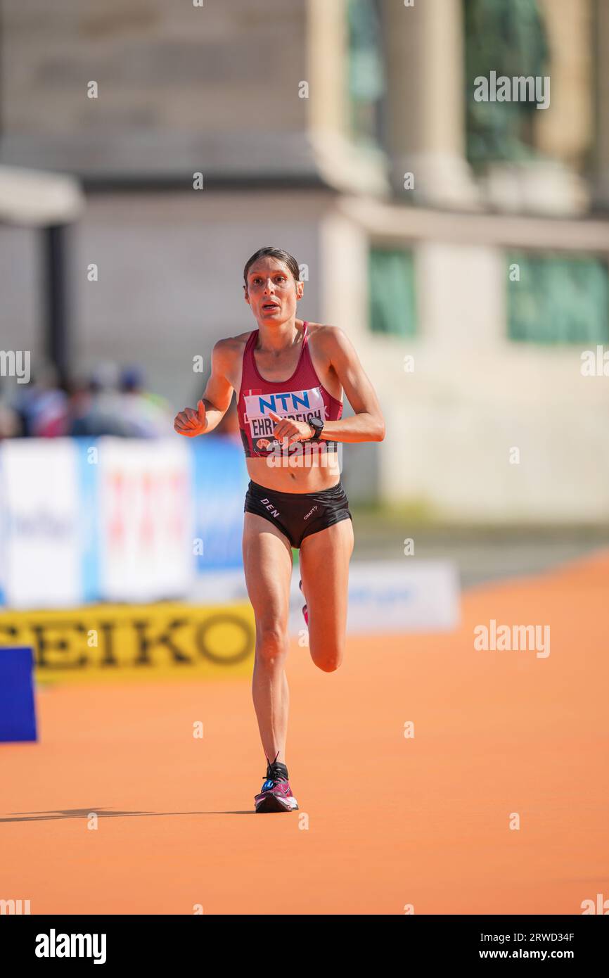 Karen Ehrenreich participating in the marathon at the World Athletics ...