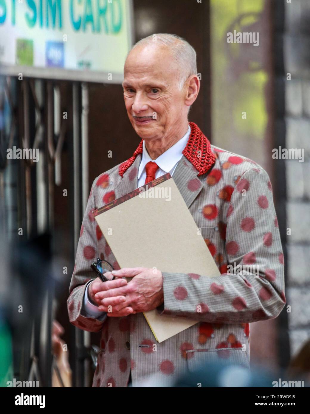 September 18, 2023, Los Angeles, California, USA: The Hollywood Walk of Fame honors American filmmakers and director JOHN WATERS with a Star on Hollywood Boulevard. (Credit Image: © Clutch Pockets Wambli/ZUMA Press Wire) EDITORIAL USAGE ONLY! Not for Commercial USAGE! Stock Photo