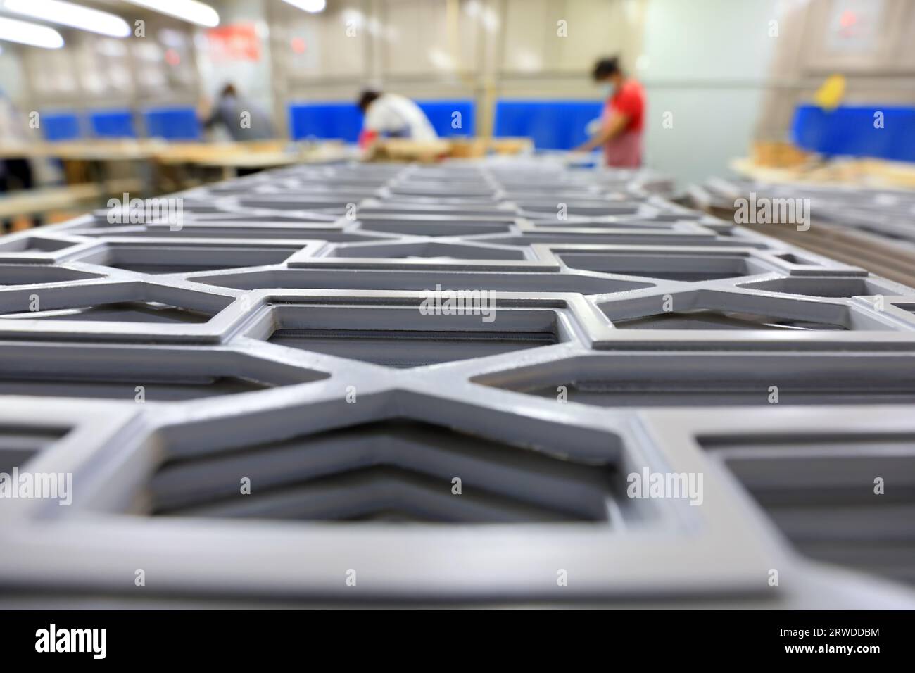 China furniture manufacturing hi-res stock photography and images - Alamy