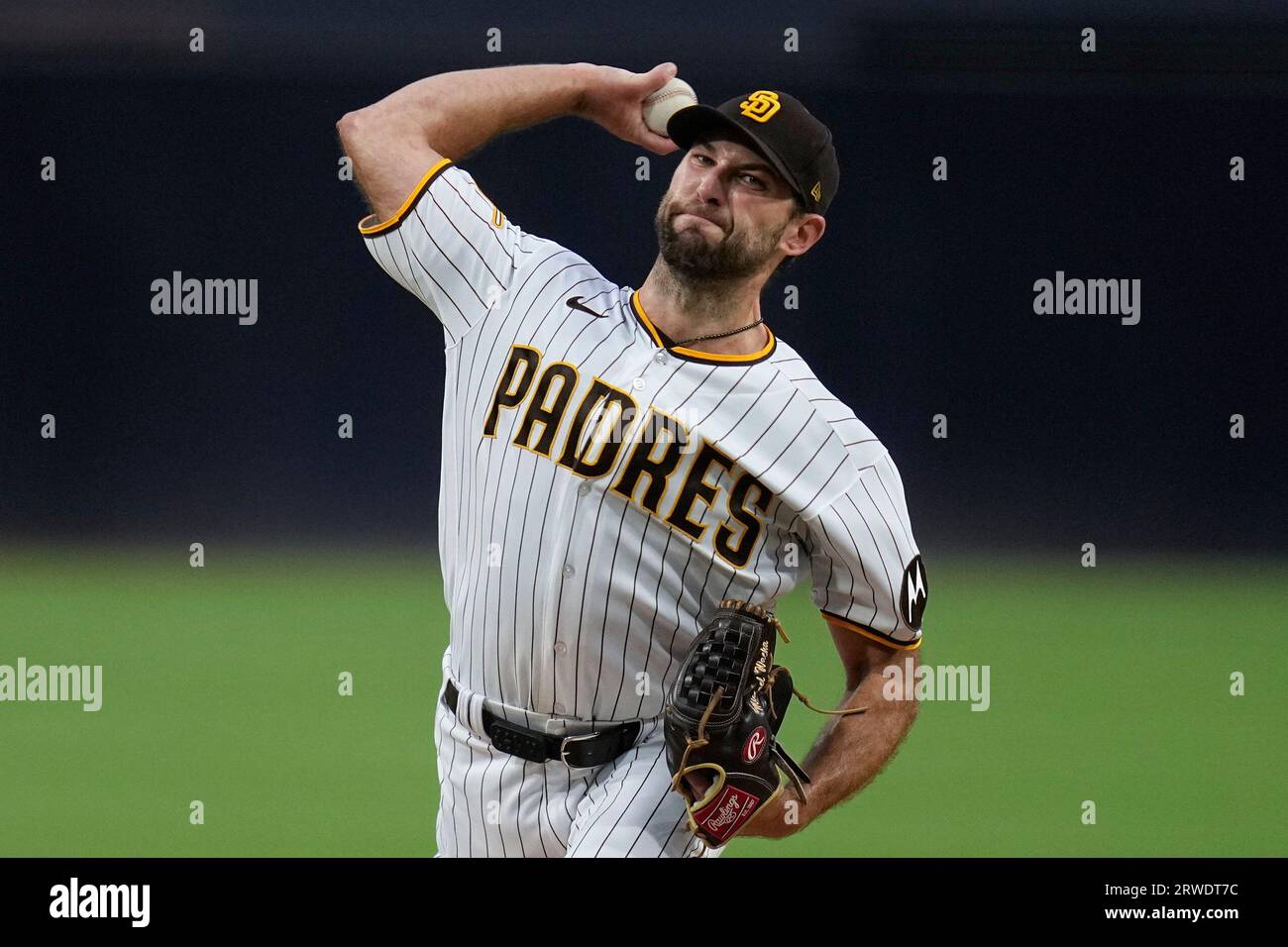 San Diego Padres starting pitcher Ryan Weathers (40) pitches the ball  during an MLB regular season game against the Los Angeles Dodgers,  Wednesday, Se Stock Photo - Alamy