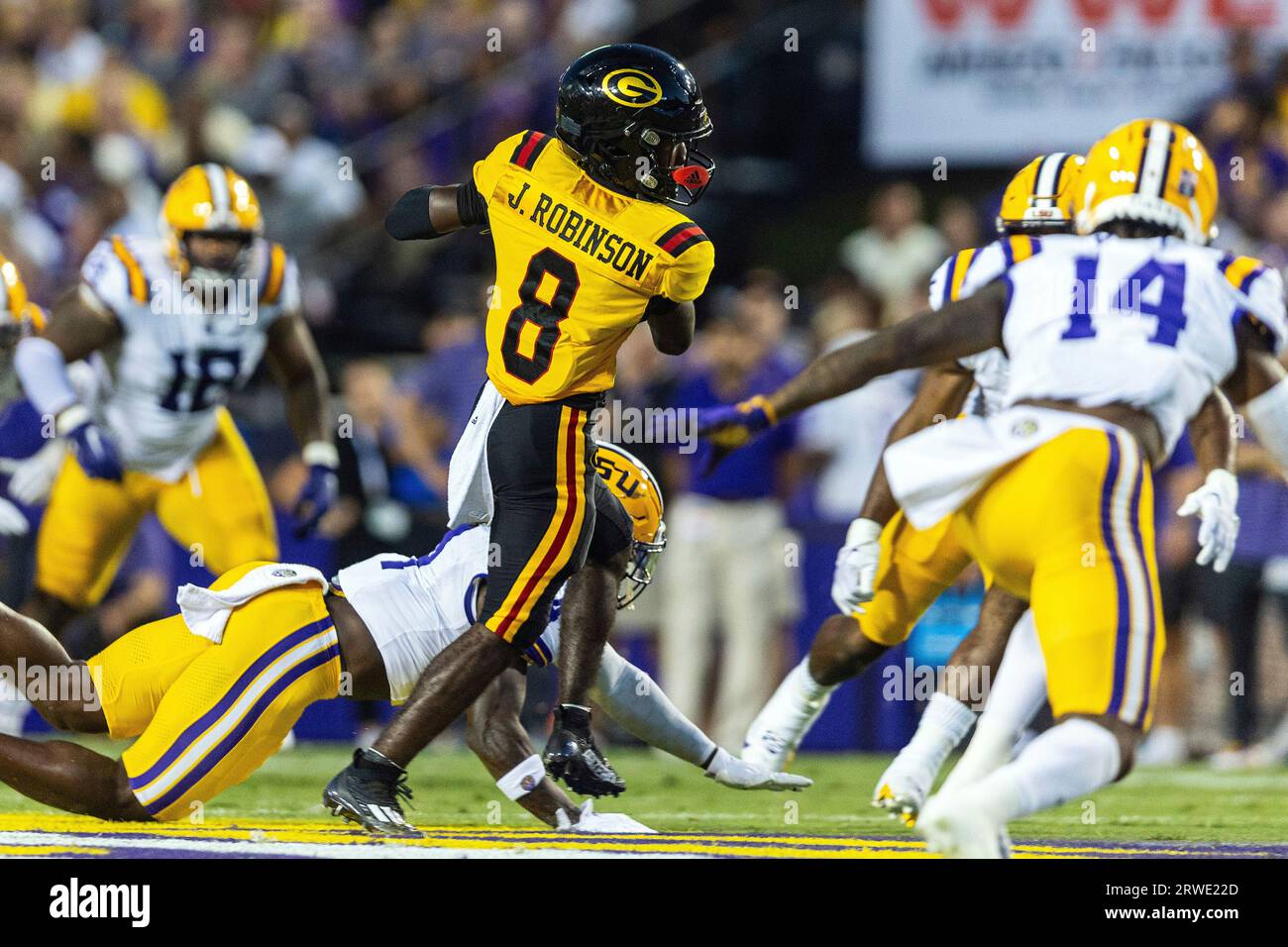 BATON ROUGE, LA SEPTEMBER 09 Grambling State Tigers wide receiver Javon Robinson (8) catches