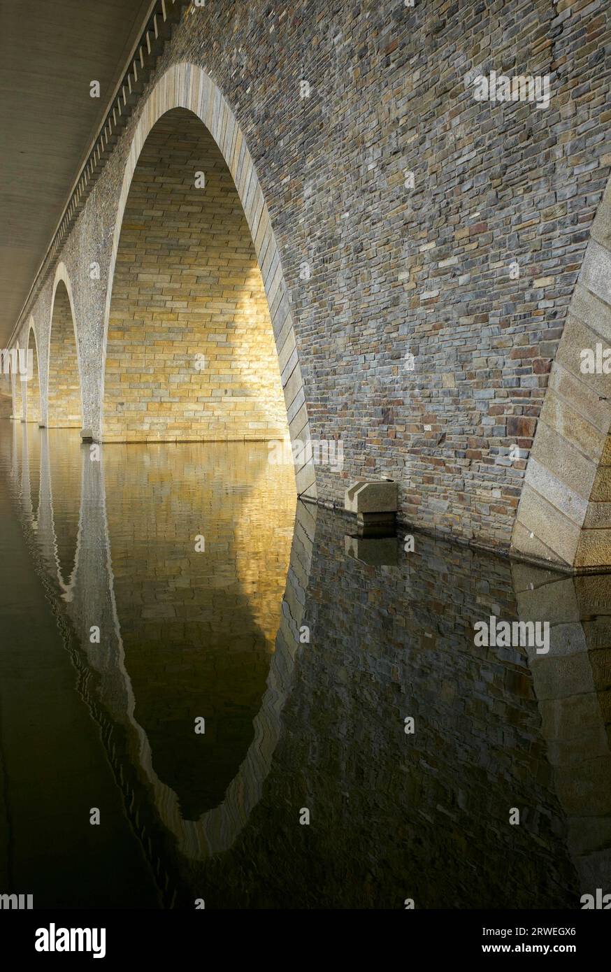 The Poehl dam is the second largest dam in Saxony in terms of reservoir