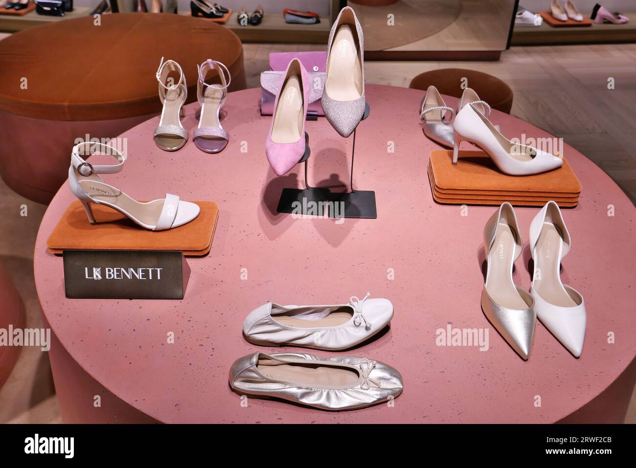 LK BENNETT WOMAN'S SHOES ON DISPLAY INSIDE THE FASHION STORE Stock Photo -  Alamy