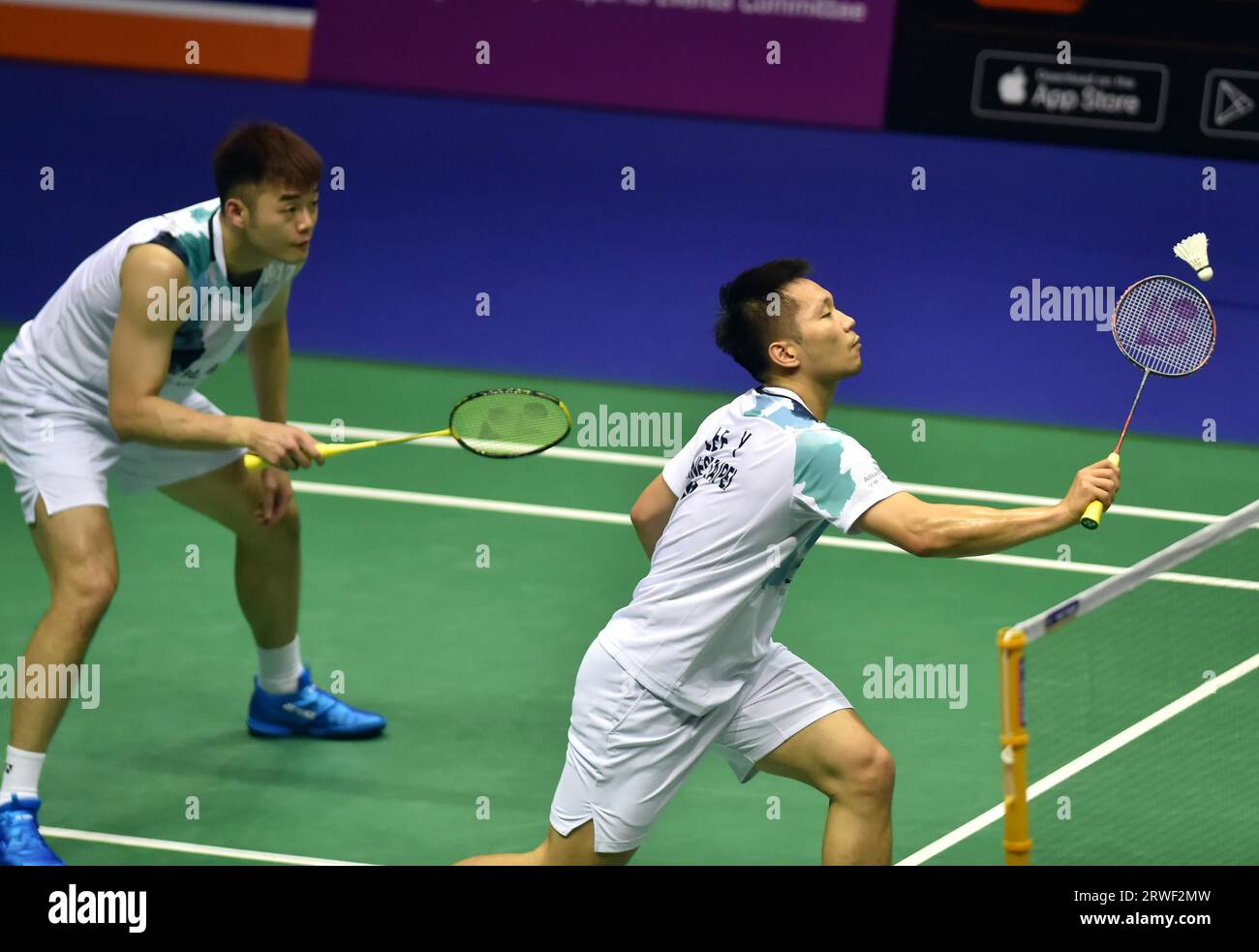 Indonesian badminton players Leo Rolly Carnando, Daniel Marthin defeat