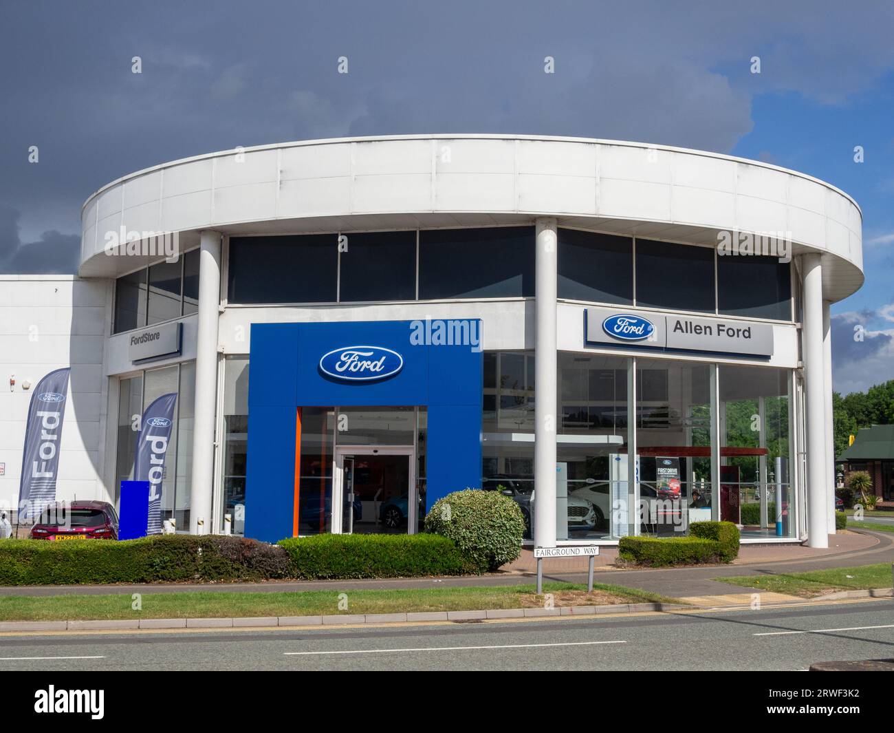 Allen Ford car dealership, Riverside Retail Park, Northampton, UK Stock