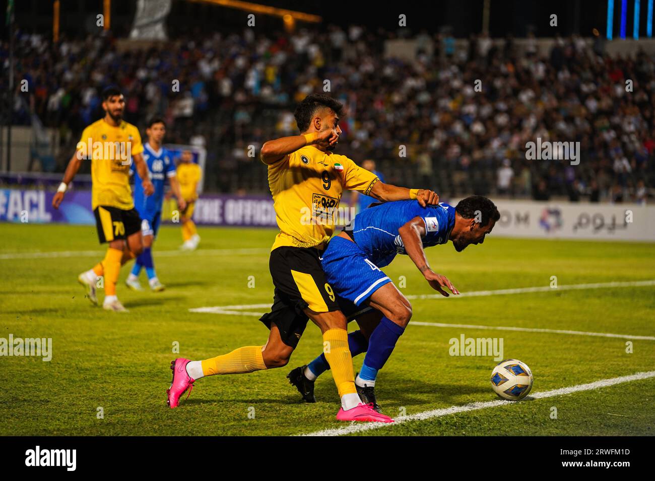 Sepahan bag three points Al-Quwa Al-Jawiya at Foolad Shahr Stadium