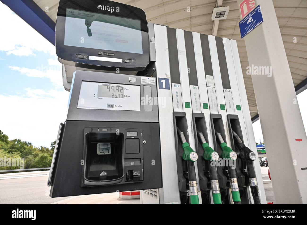 Carrefour gas station hires stock photography and images Alamy