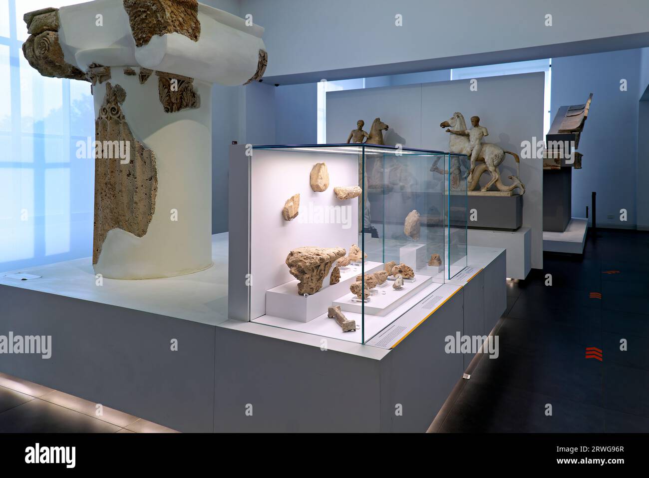 reggio-calabria-calabria-italy-the-national-museum-of-magna-grecia