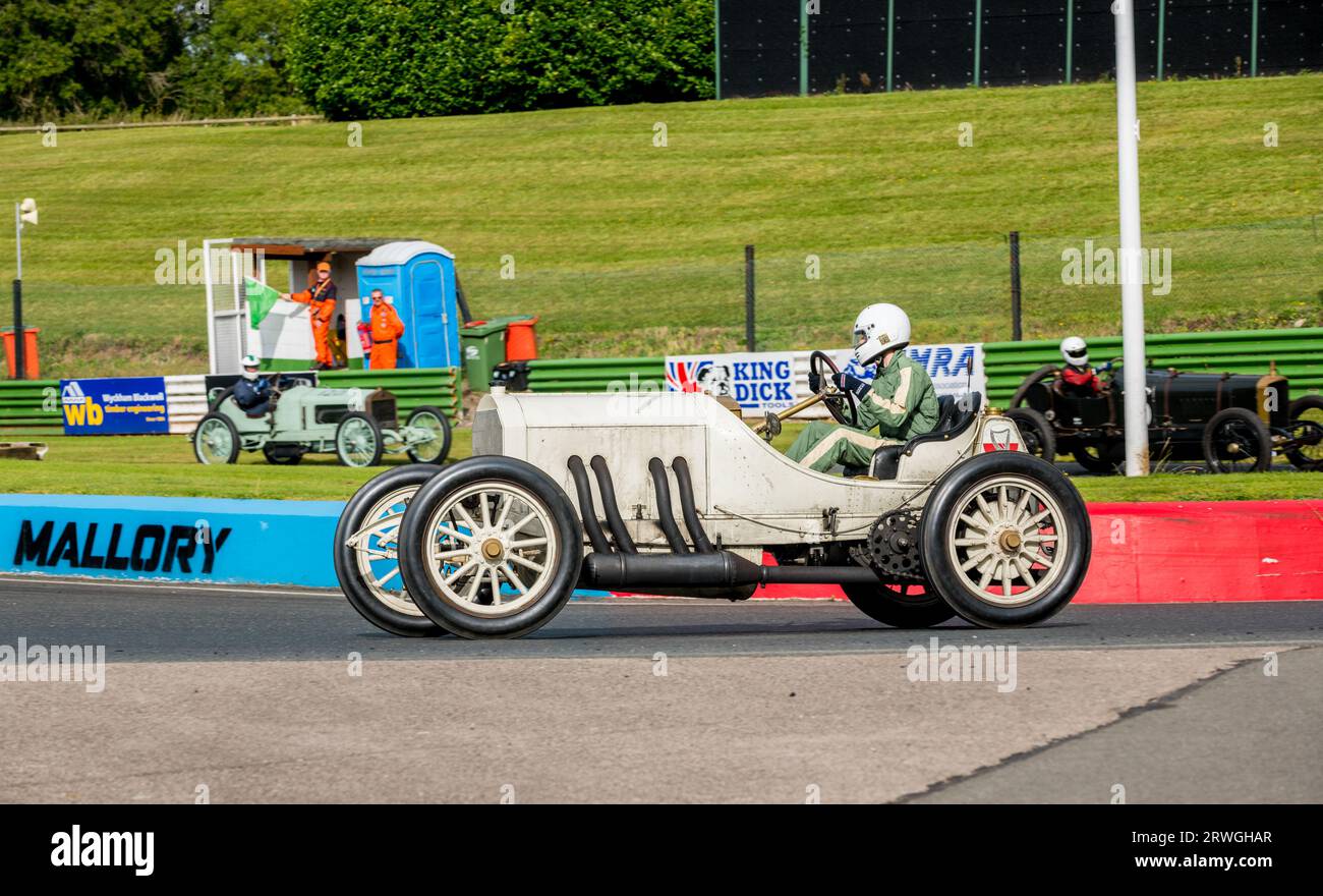 The Vintage Sports Car Club, V.S.C.C. race day event at Mallory Park ...