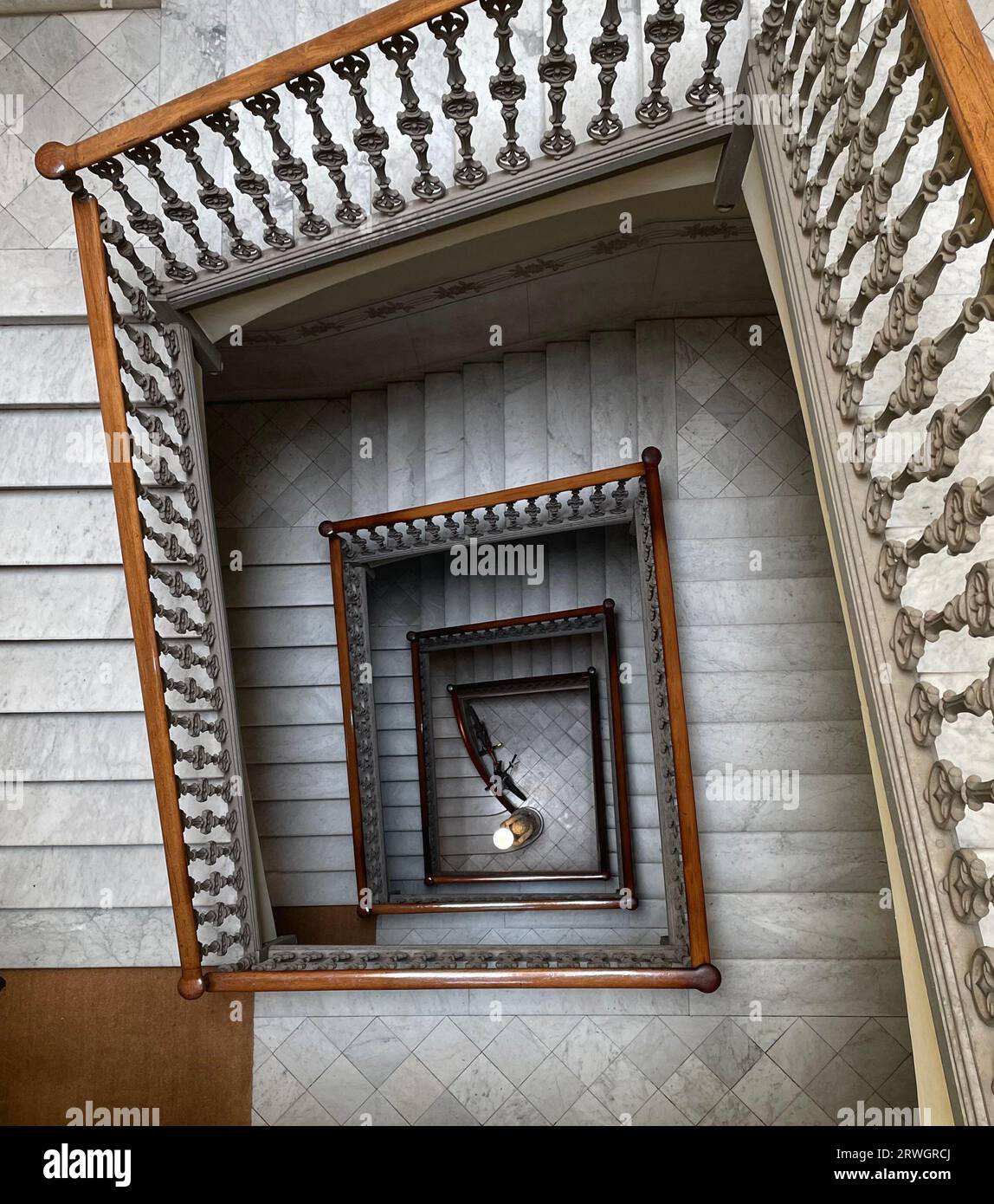 Corrimano in marmo hi-res stock photography and images - Alamy