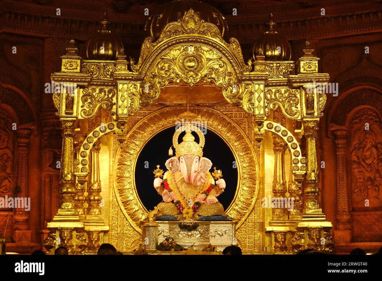 Dagdusheth Ganpati Pune Hi res Stock Photography And Images Alamy