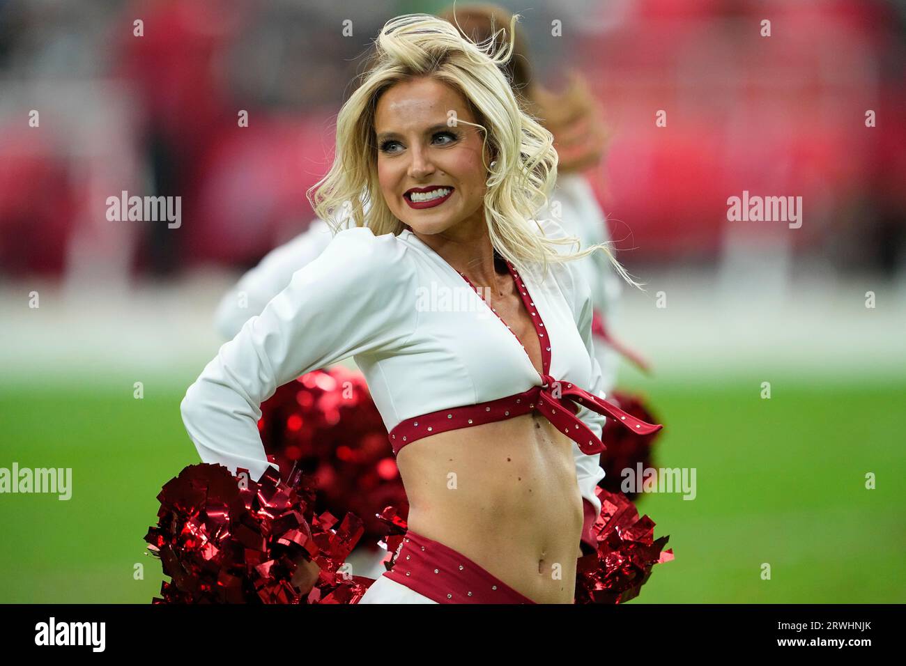 PHOTOS: Cardinals Cheerleaders At The Giants Game