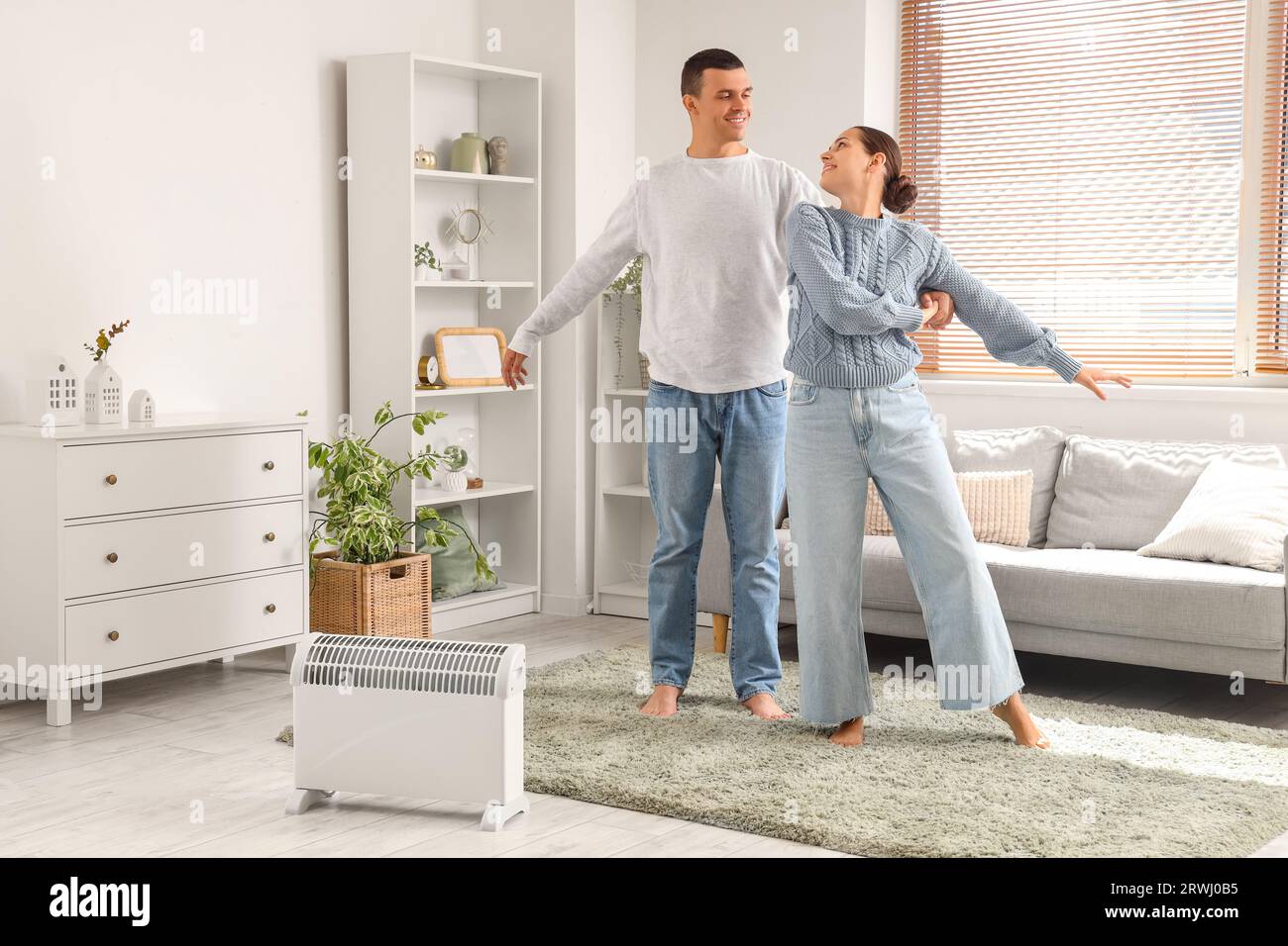 Couple dancing near house hi-res stock photography and images - Alamy