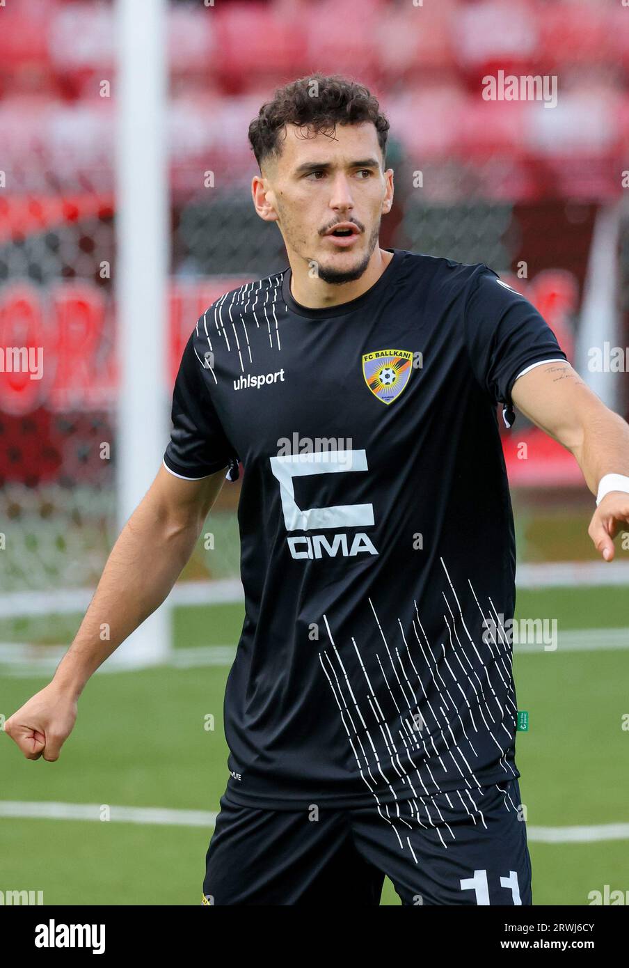 Kochada olomon hujumiga uchragan osiyolik ayolning porno videosi Olga Buzovani eshakda sikishini tomosha qiling