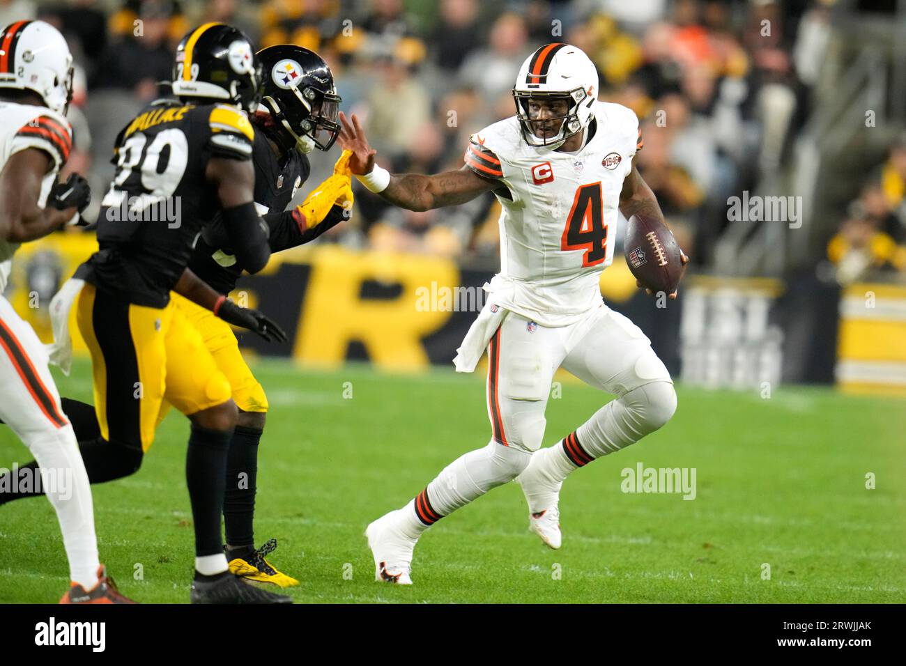 during an NFL football game in Pittsburgh, Monday, Sept. 18, 2023. (AP  Photo/Gene J. Puskar Stock Photo - Alamy