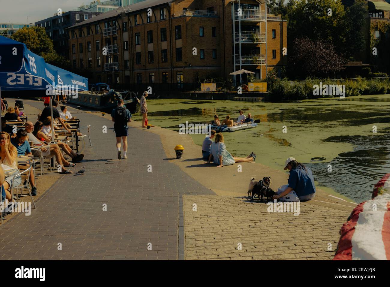 London City Road Lock Regent's Canal City of London Stock Photo - Alamy