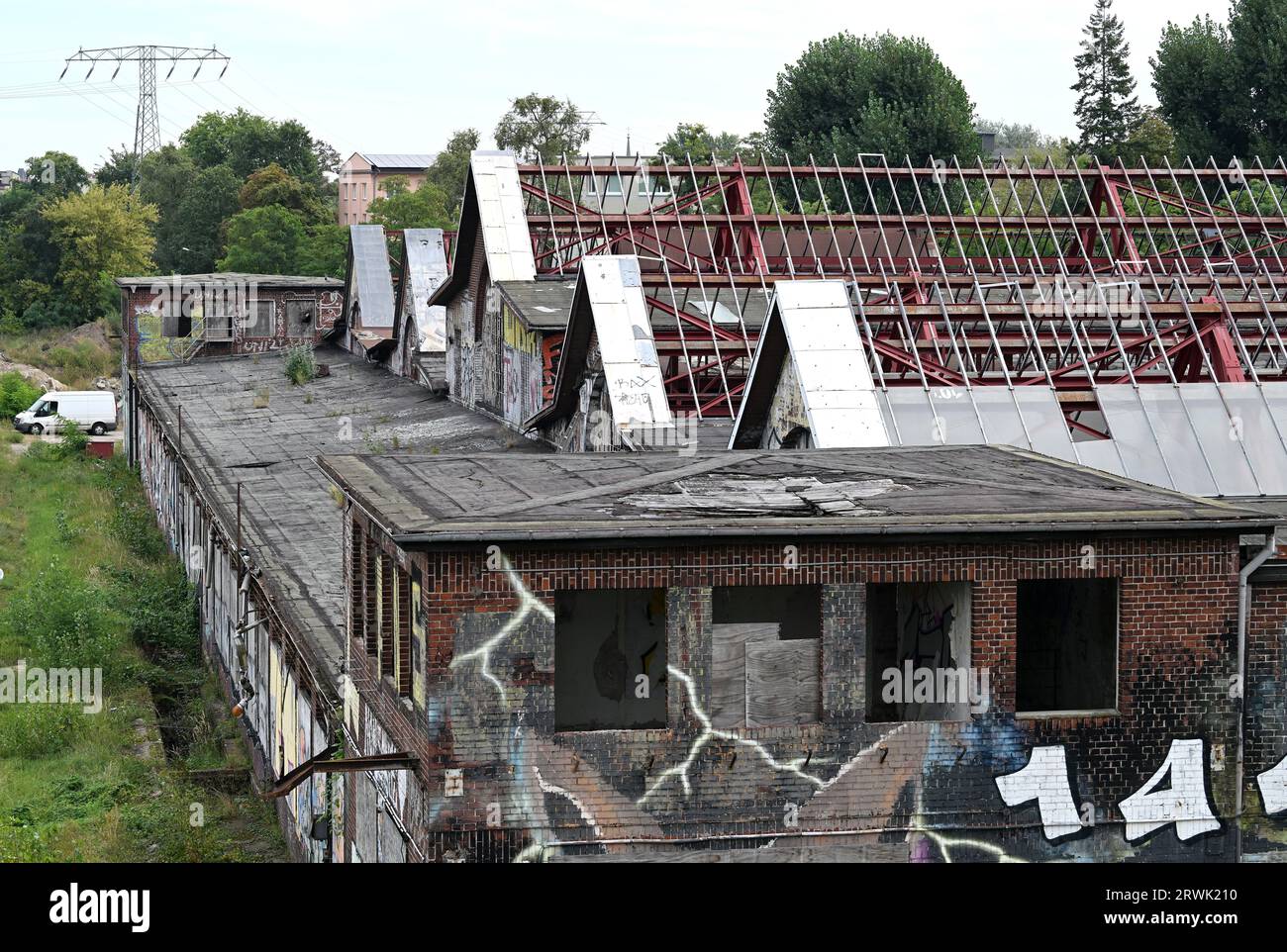 Potsdam, Germany. 18th Sep, 2023. The dilapidated halls on the former RAW site near Potsdam's main train station. Credit: Soeren Stache/dpa/Alamy Live News Stock Photo