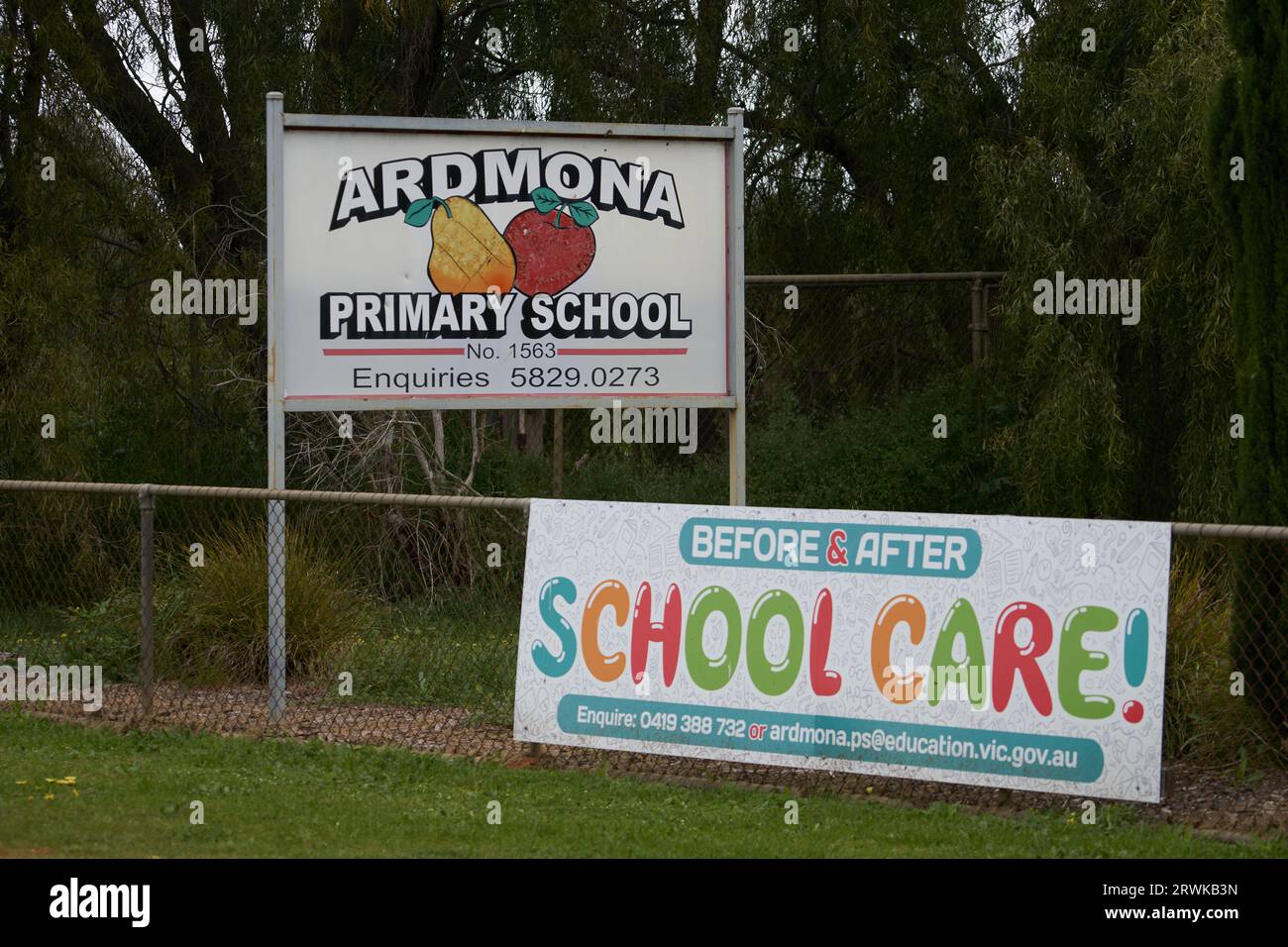 Turnbull Road Ardmona Victoria Austalia, 20th September 2023.  Armed fugitive Stanley Turvey shot dead by Police officers at a house about a kilometre from Ardmona Primary School, fortunately it was school holidays and no children were in attendances .Credit PjHickox/Alamy lIve news Stock Photo