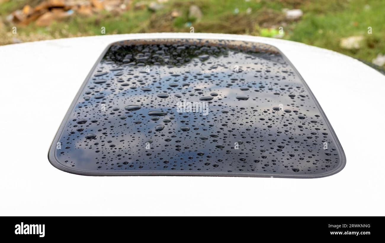 Car sunroof rain cover online