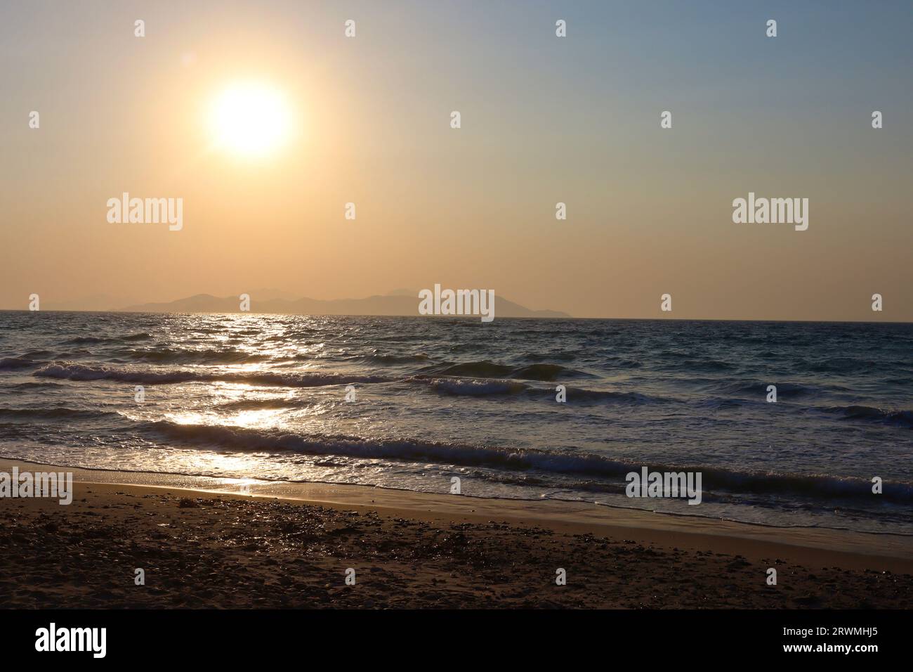 Meet harmony hi-res stock photography and images - Alamy