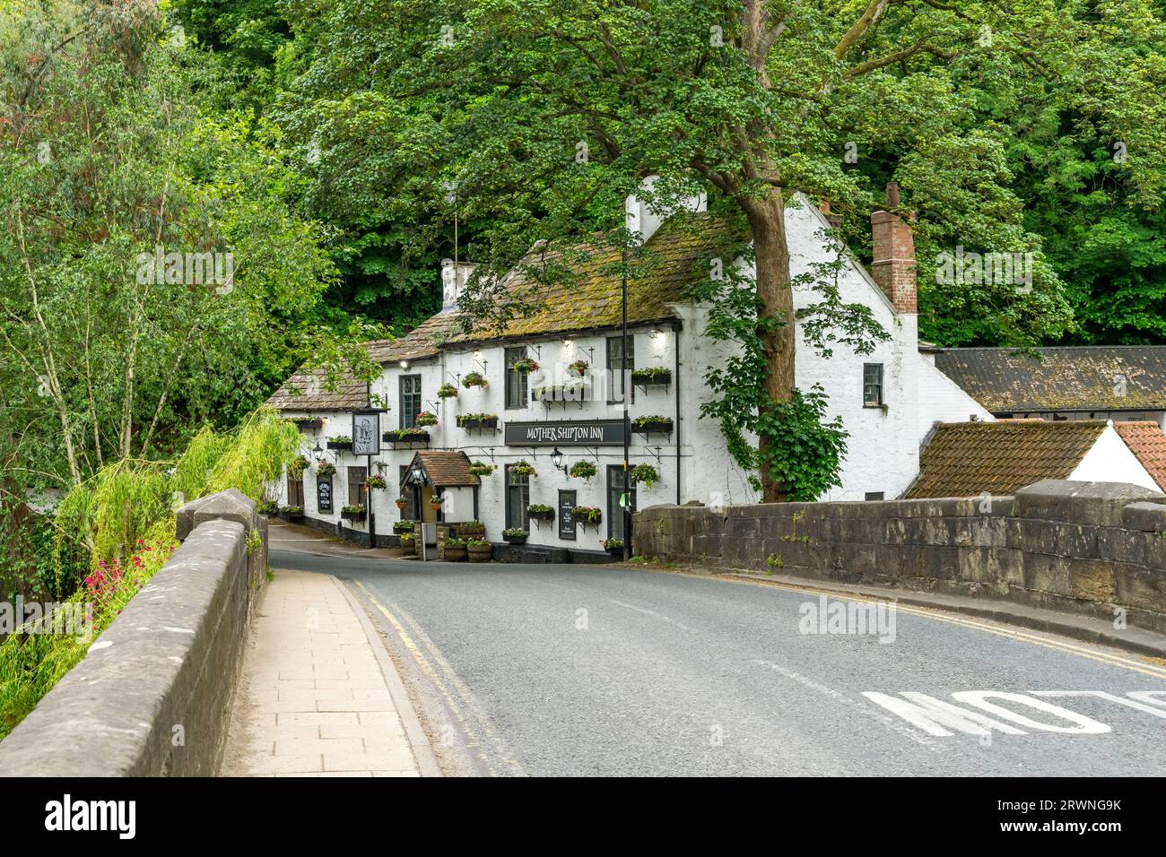 Mother Shipton Inn, Low Bridge, Bland's Hill, Knaresborough, North Yorkshire, England, UK Stock Photo