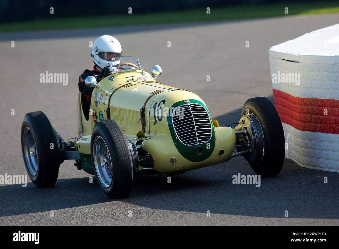 1938 Maserati 6CM driven by Urs Muller in the Goodwood Trophy race at ...