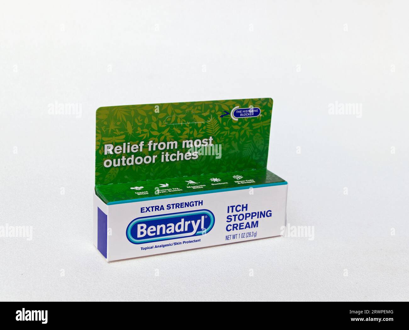 Benadryl Itch Stopping Cream, an overthecounter topical analgesic