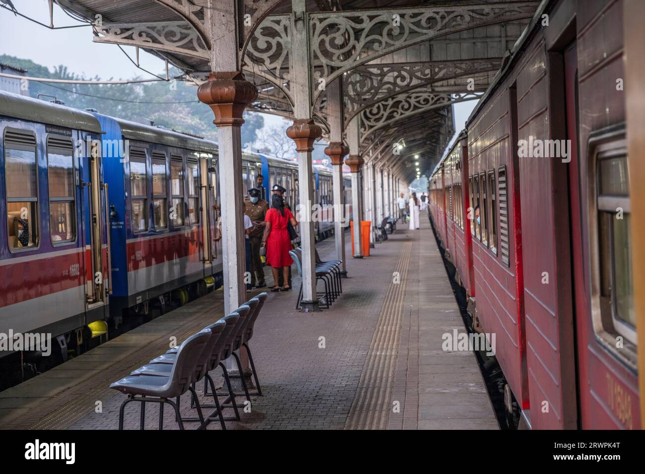 Asia, Sri Lanka, Kandy. Kandy railway station. Platforms; Victorian