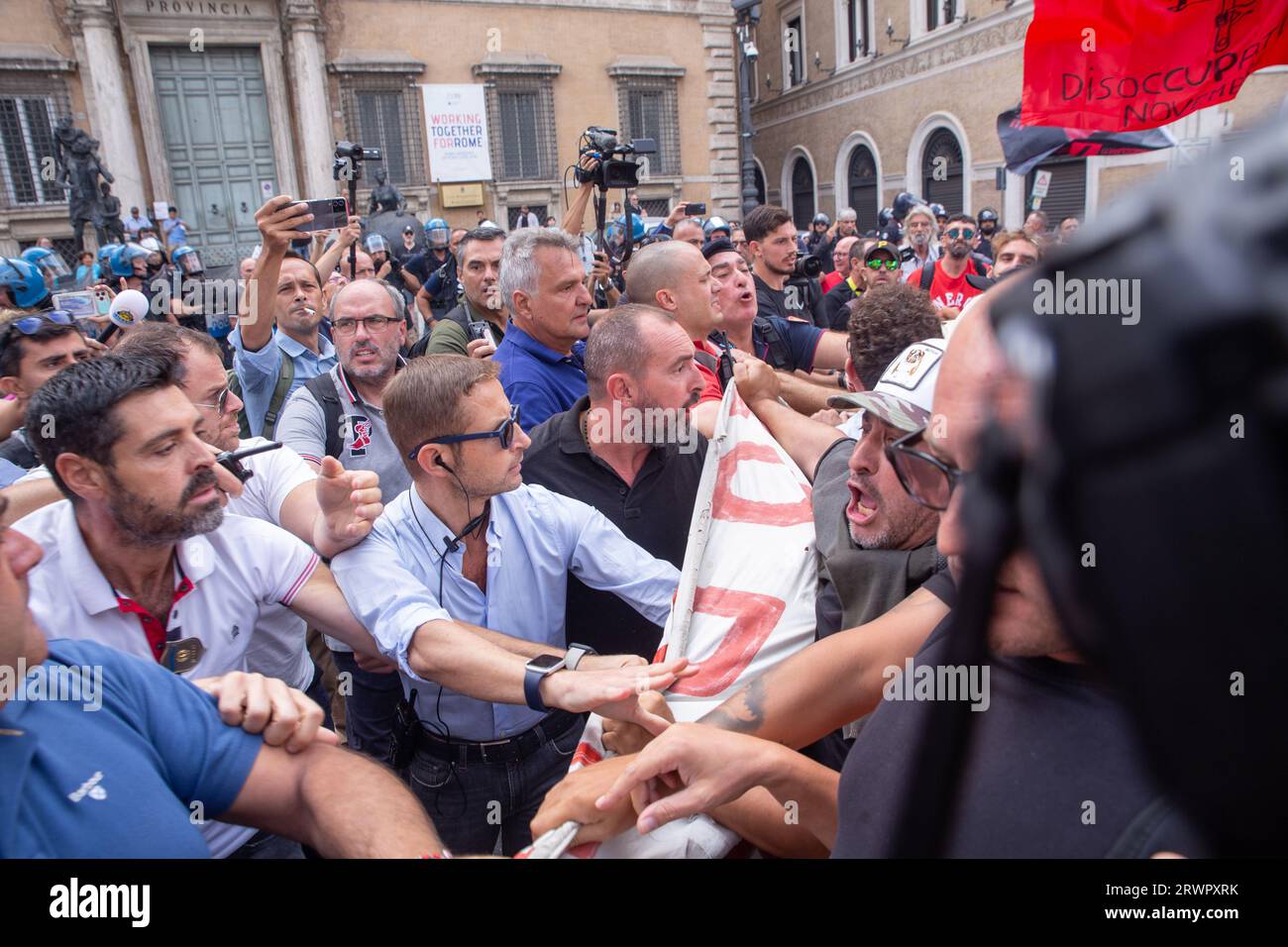 Rome, Italy. 20th Sep, 2023. Clashes between protesters and the police during the demonstration organized by unemployed workers in Naples (Credit Image: © Matteo Nardone/Pacific Press via ZUMA Press Wire) EDITORIAL USAGE ONLY! Not for Commercial USAGE! Stock Photo