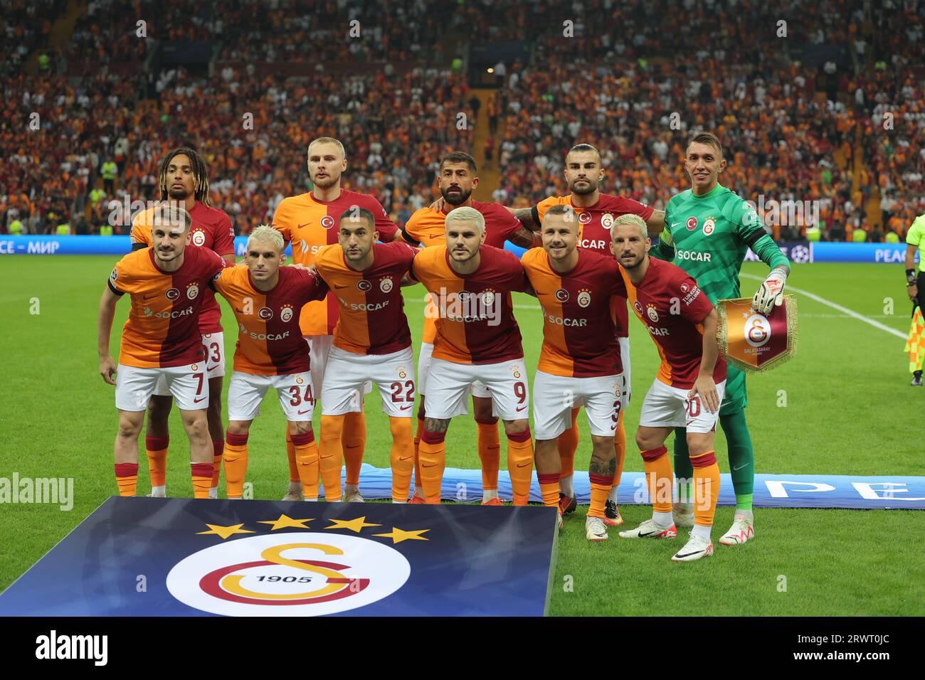 Galatasaray pose hires stock photography and images Alamy