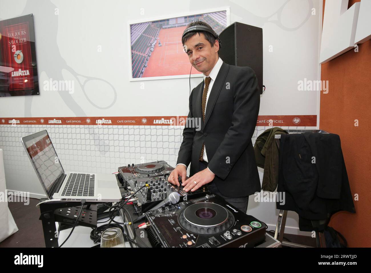 Ariel wizman hi-res stock photography and images - Alamy