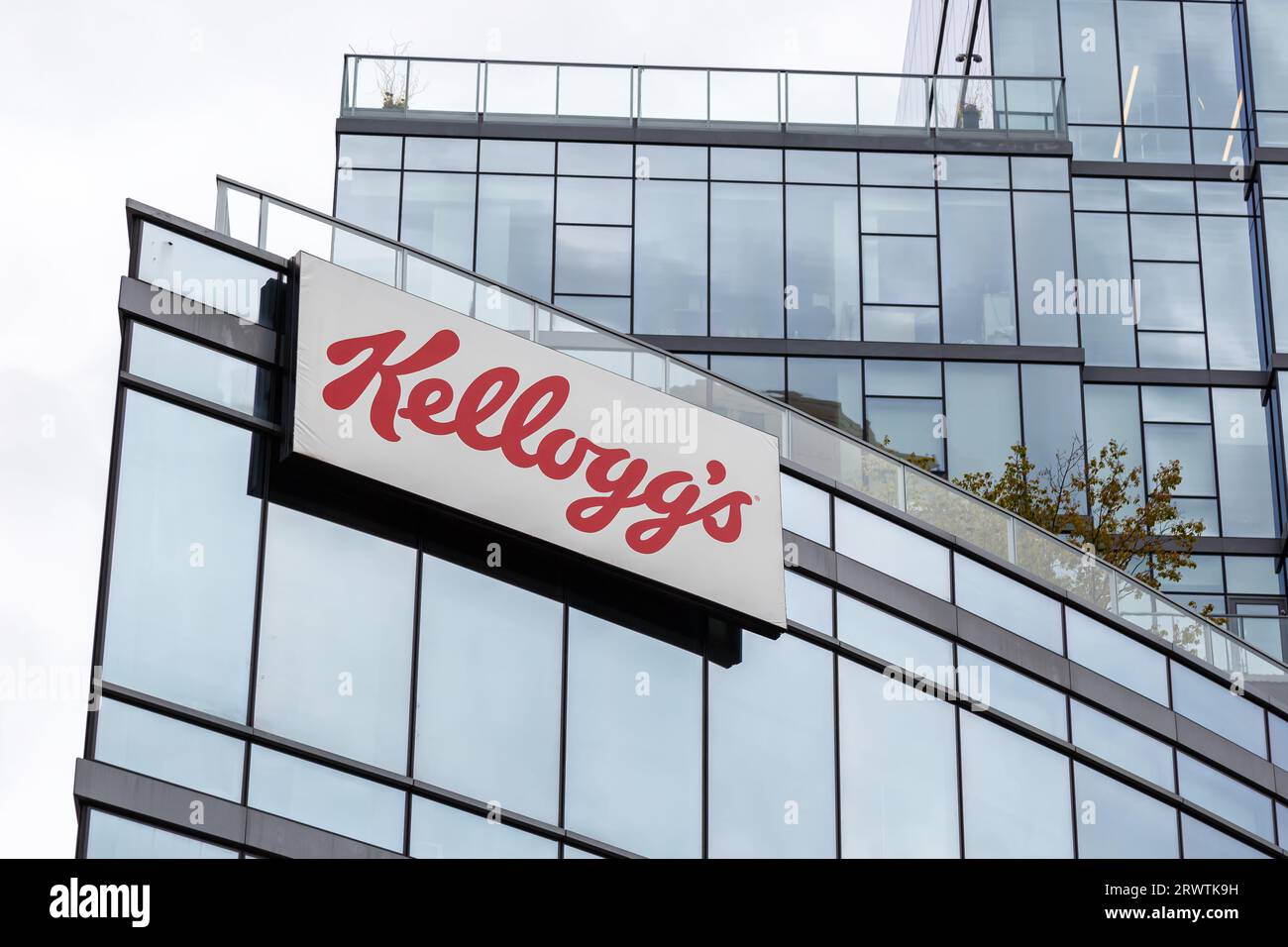 Chicago, United States - May 2, 2023: Kellogg's logo on the corporate office of the cereal corn flakes company in Chicago, United States. Stock Photo