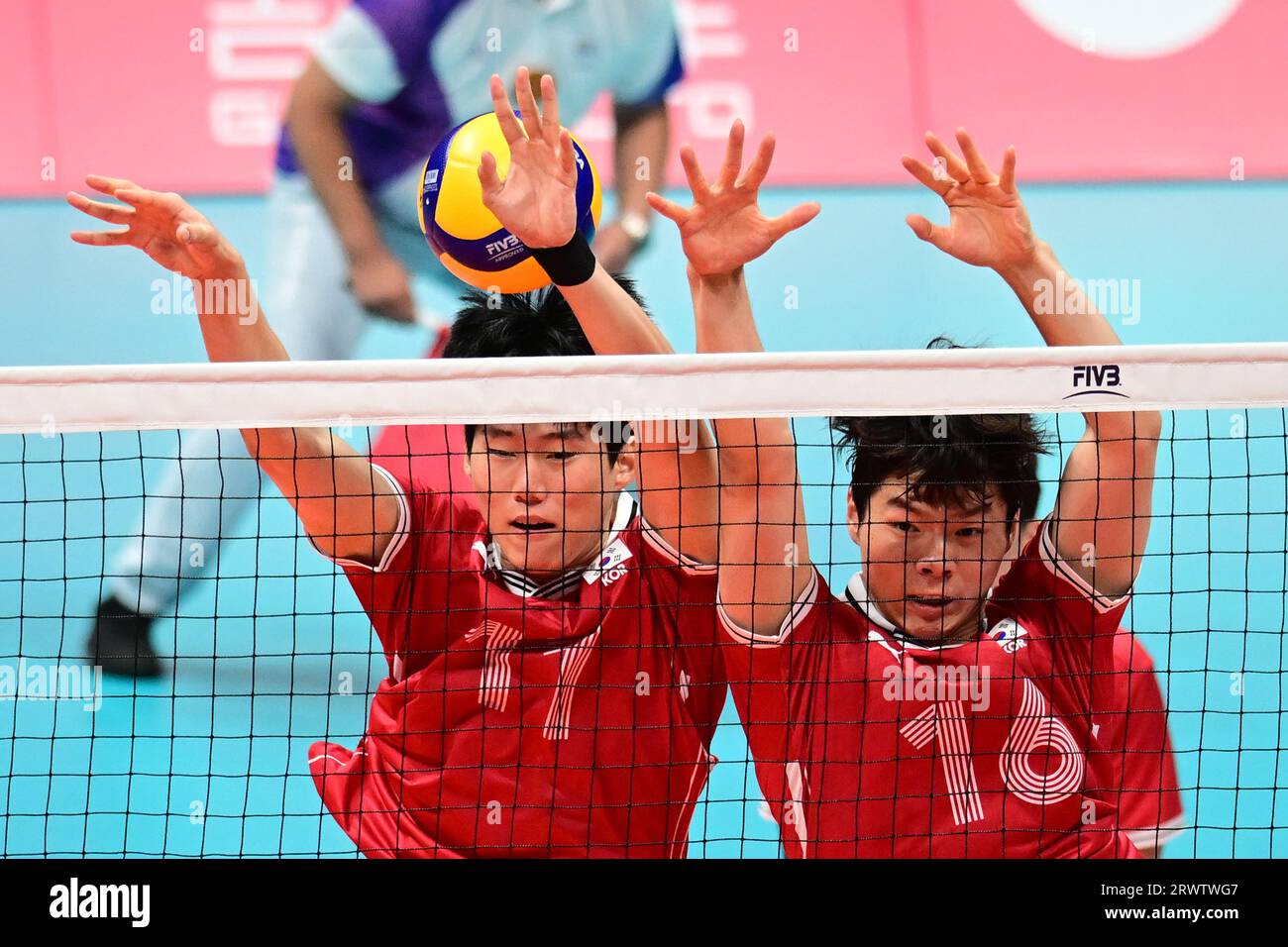 Hangzhou, China. 21st Sep, 2023. Minjae Kim (L) and Hanyong Jeong (R) of the Republic of Korea