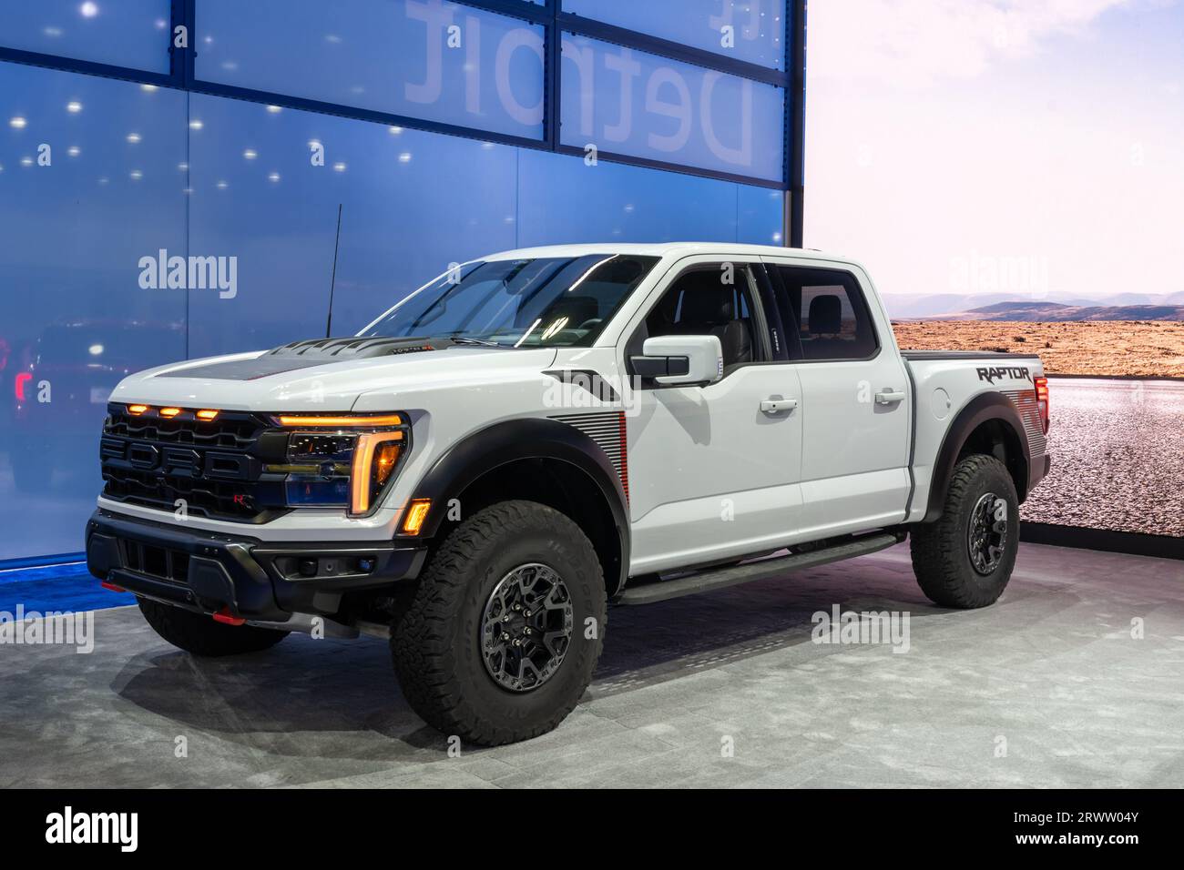Ford f 150 raptor hi-res stock photography and images - Alamy