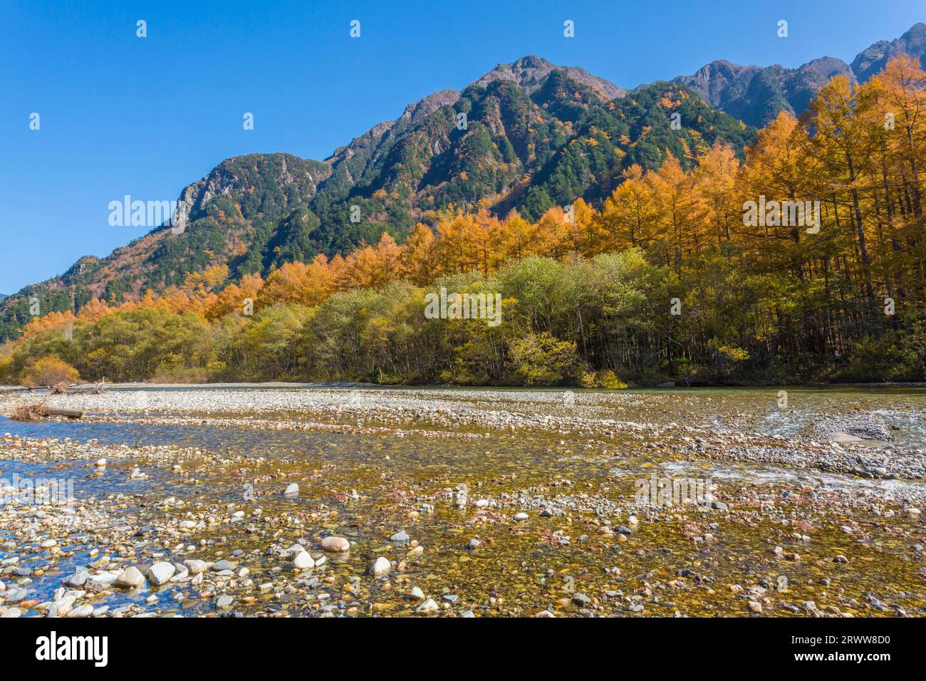 Rokhyakusan (Mt. Rokko) and stream of Azusa River Stock Photo - Alamy