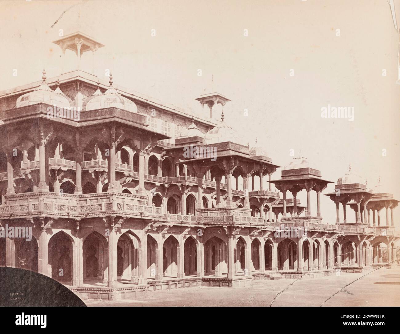 Side view of Akbar's tomb set in the Sikandra complex in Agra. The
