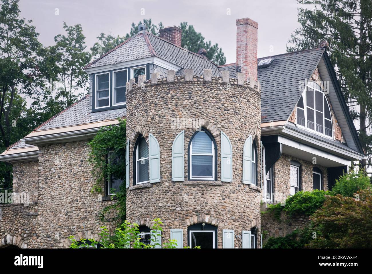 16 Bedford Road in Katonah. A  rentable mansion moved from Old Katonah at the end of the 19th Century. In Westchester, New York. Stock Photo