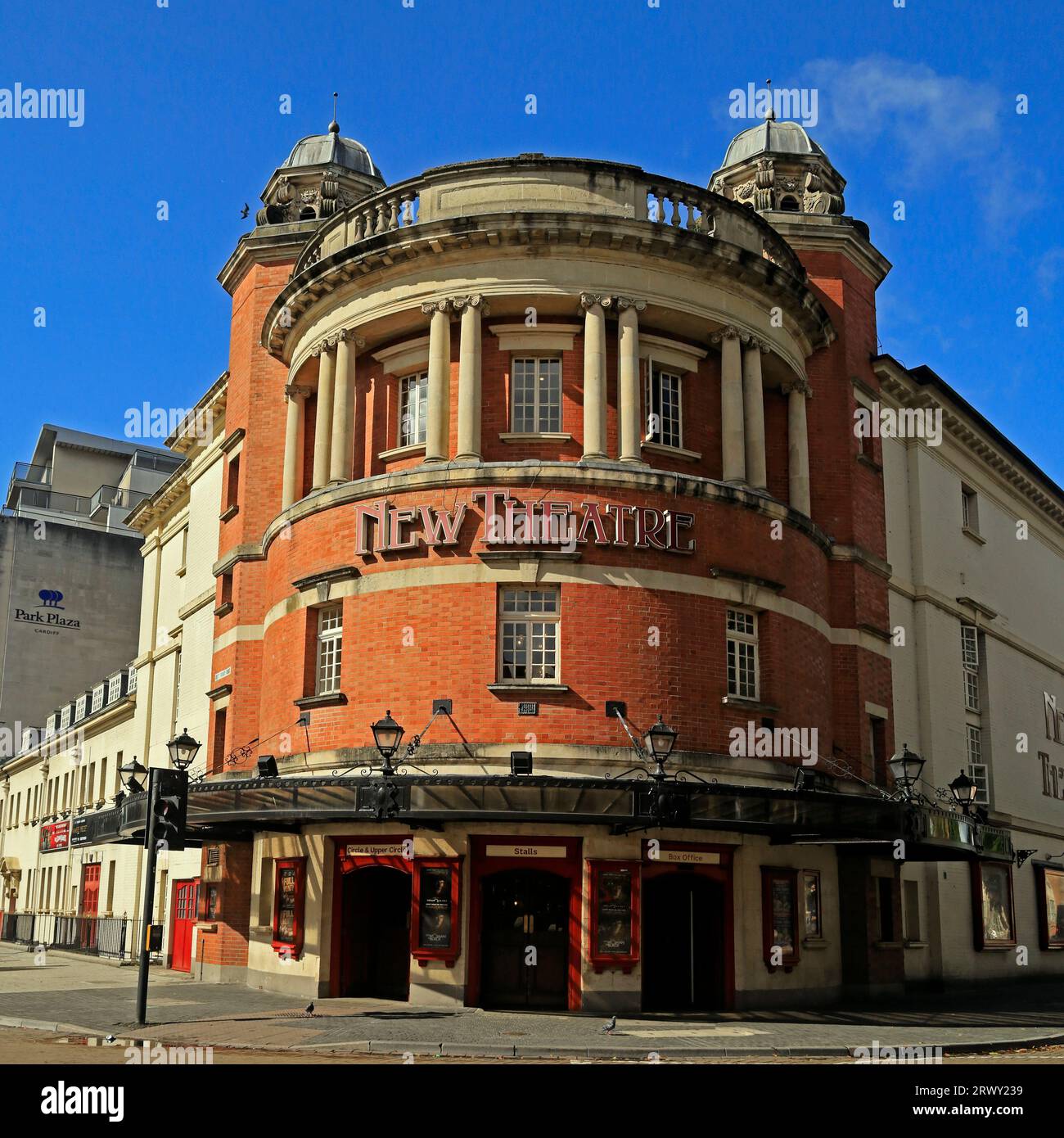 Front view of the curved frontage of The New Theatre, Cardiff. Taken September 2023 Stock Photo