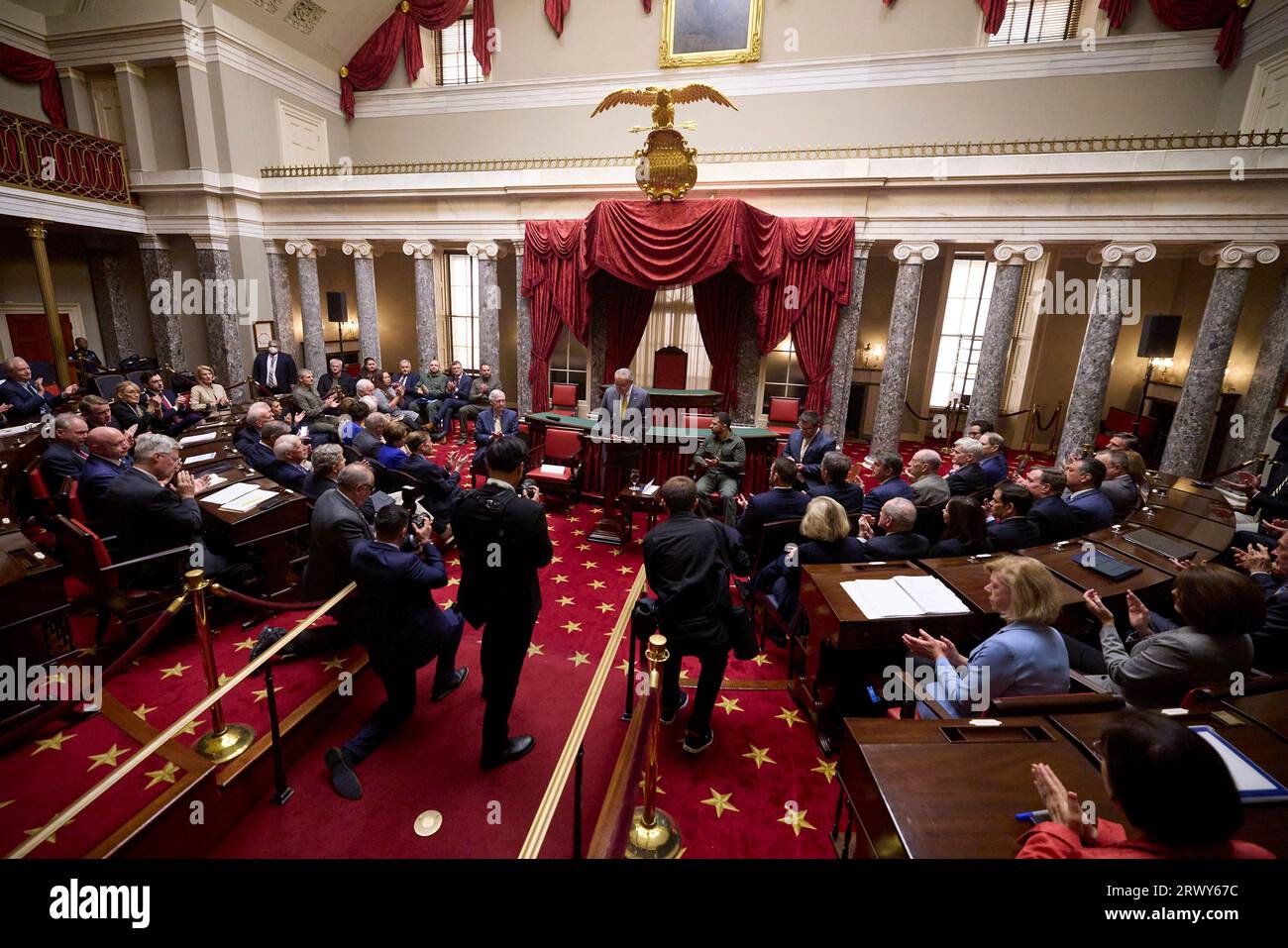 Washington, United States. 21st Sep, 2023. U.S. Senate Majority Leader Sen. Chuck Schumer, D-NY, welcomes Ukrainian President Volodymyr Zelenskyy, right, during a meeting with a bipartisan group of senators at the the Old Senate Chamber on Capitol Hill, September 21, 2023 In Washington, DC Credit: Ukraine Presidency/Ukrainian Presidential Press Office/Alamy Live News Stock Photo