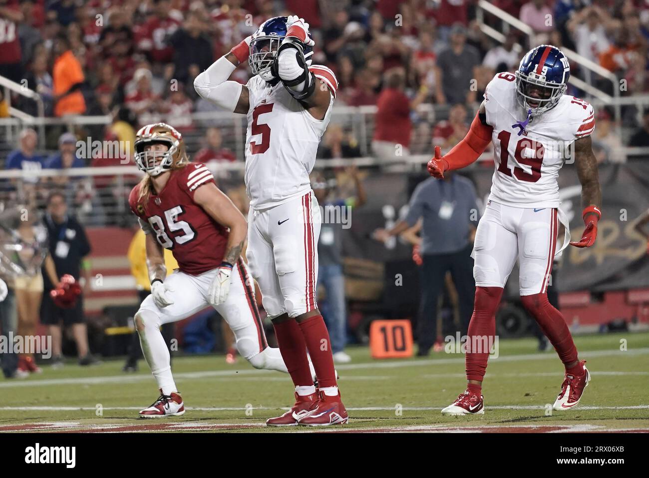 New York Giants linebacker Kayvon Thibodeaux (5) watches replay against the  Arizona Cardinals during the first half of an NFL football game, Sunday,  Sept. 17, 2023, in Glendale, Ariz. (AP Photo/Rick Scuteri