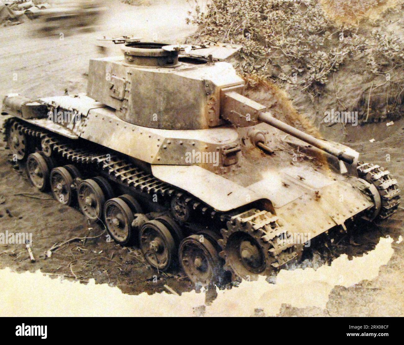 Damaged Type 97 Shinhoto Chi-Ha Tank, Battle of Iwo Jima 1945 Stock Photo