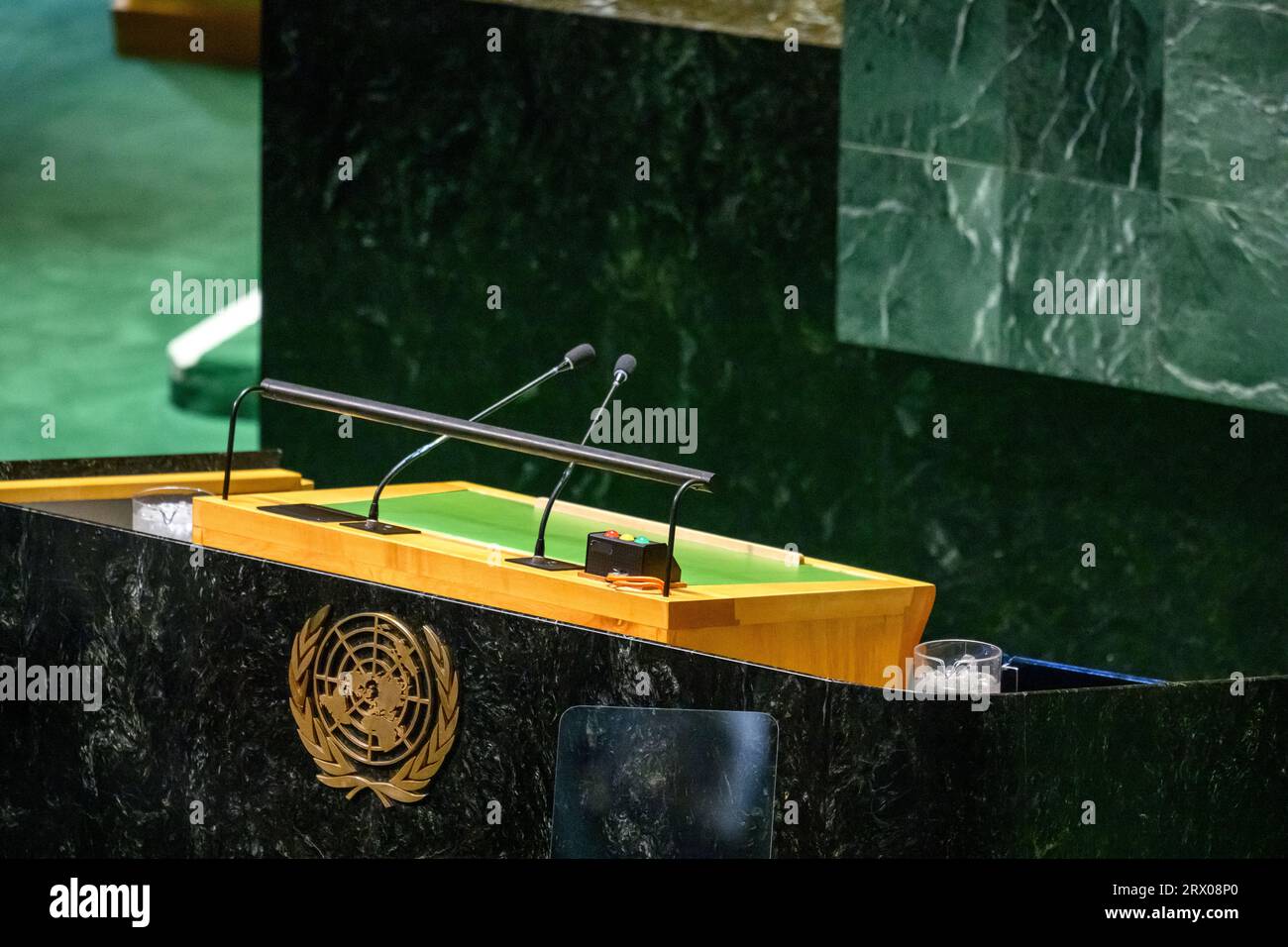 New York, USA, 19th September 2023.  Empty podium at the United Nations  General Assembly hall at the UN headquarters. Credit:  Enrique Shore/Alamy Li Stock Photo