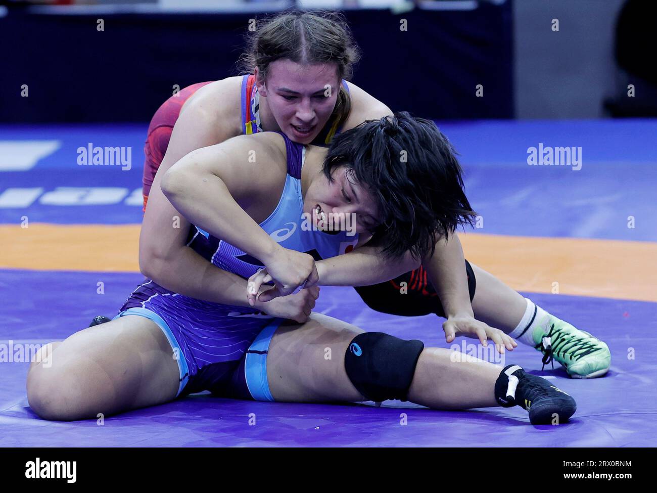 Belgrade. 3rd June, 2020. Hao Runze of Radnicki Nic (L) passes the