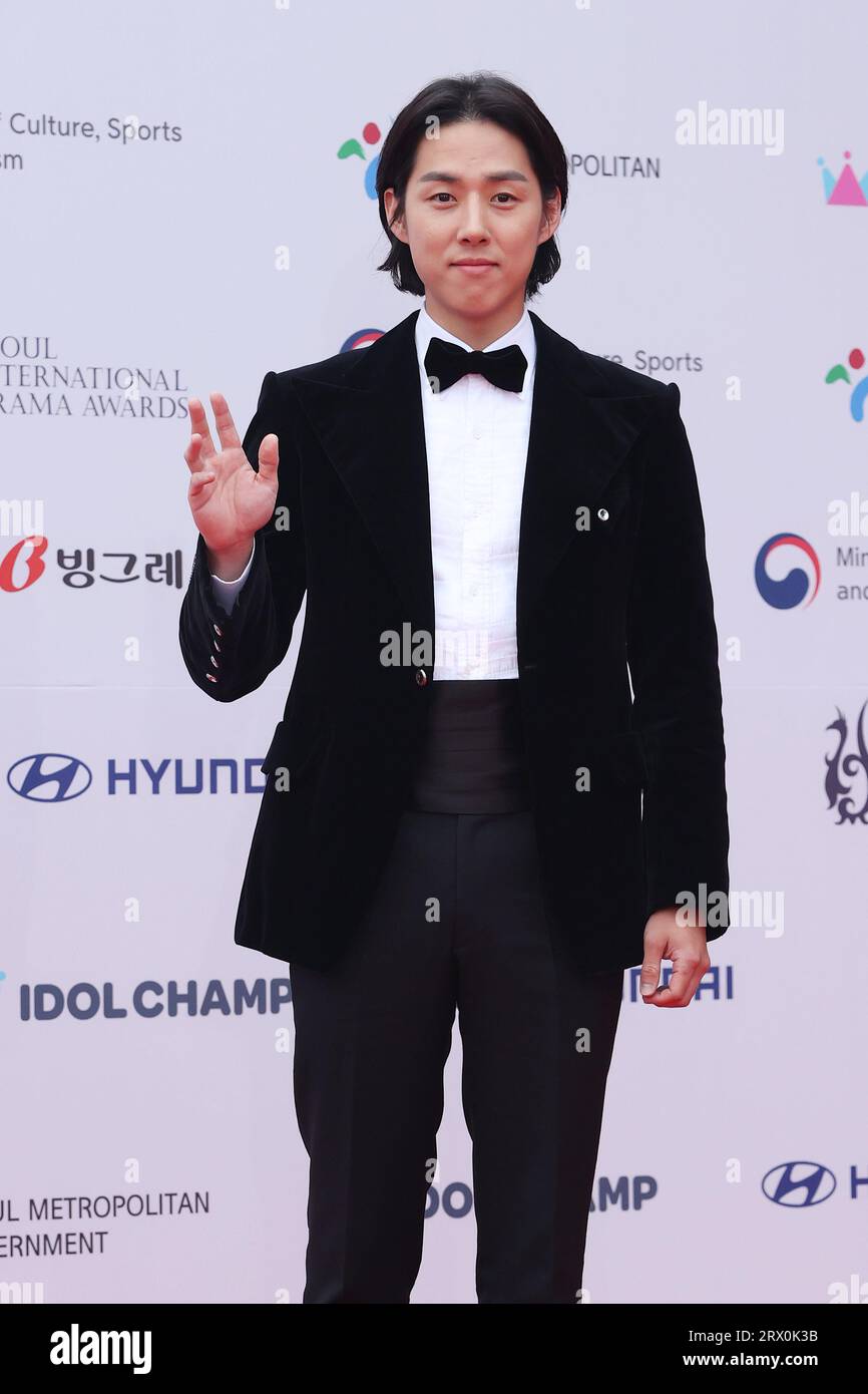 22nd Sep, 2023. S. Korean actor Baek Sung-hyun South Korean actor Baek Sung-hyun poses for a photo during the red carpet event of the 2023 Seoul Drama Awards in Seoul on Sept. 21, 2023. Credit: Yonhap/Newcom/Alamy Live News Stock Photo