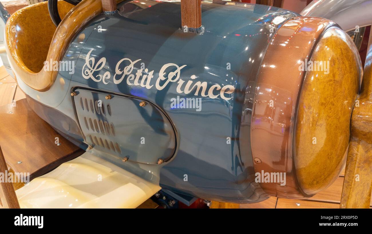 Bordeaux , France 09 18 2023 Le Petit Prince french text sign means
