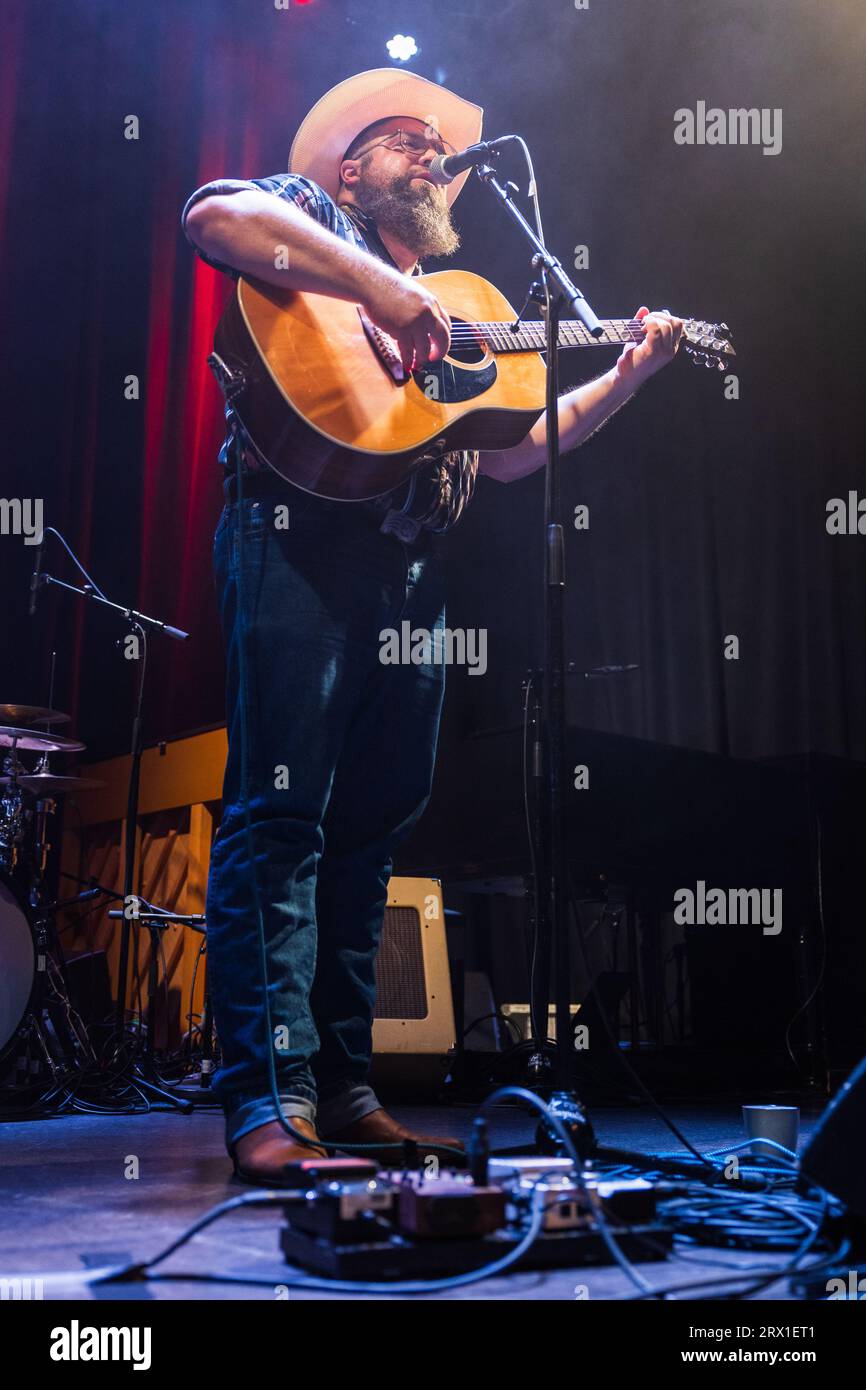 Ags connolly singer hi-res stock photography and images - Alamy