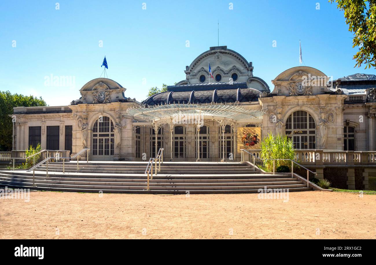 Vichy. The Grand Casino. Opera. Allier department. Auvergne-Rhone-Alpes. France Stock Photo