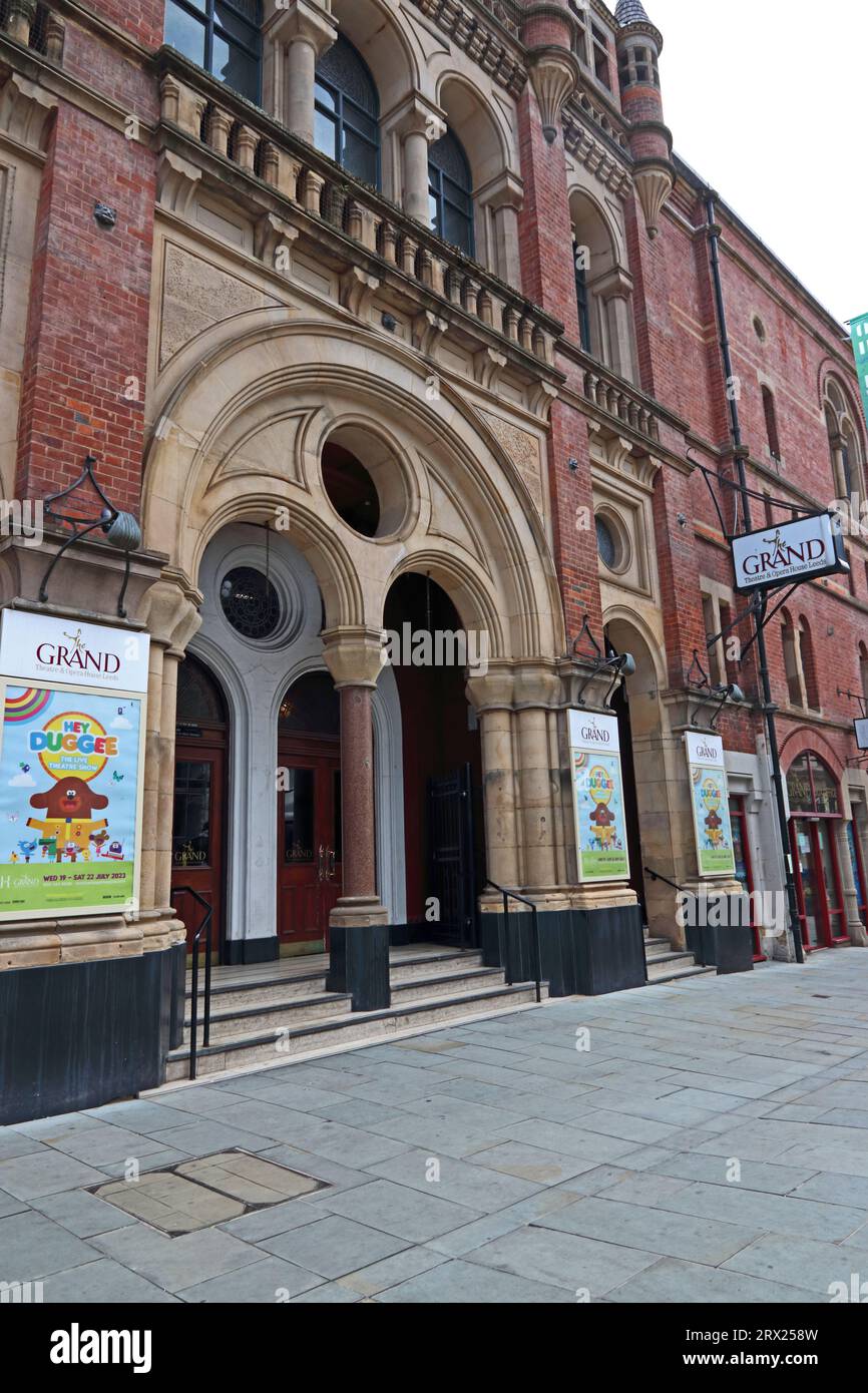 Entrance to The Grand Theatre and Opera House, Leeds Stock Photo Alamy