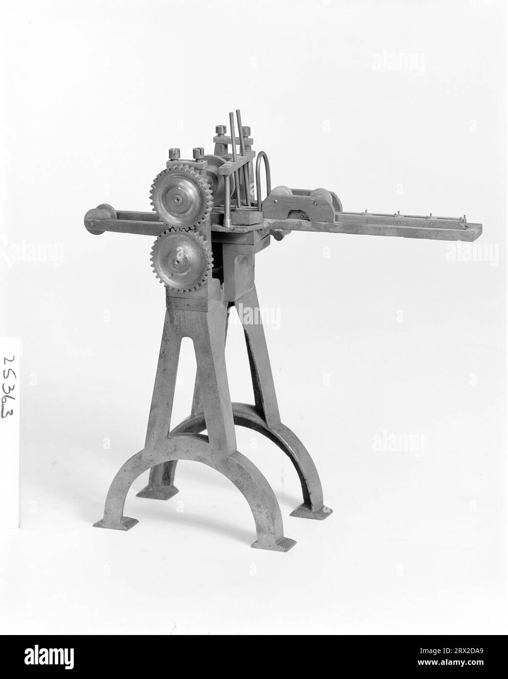 Envelope addressing machine hires stock photography and images Alamy